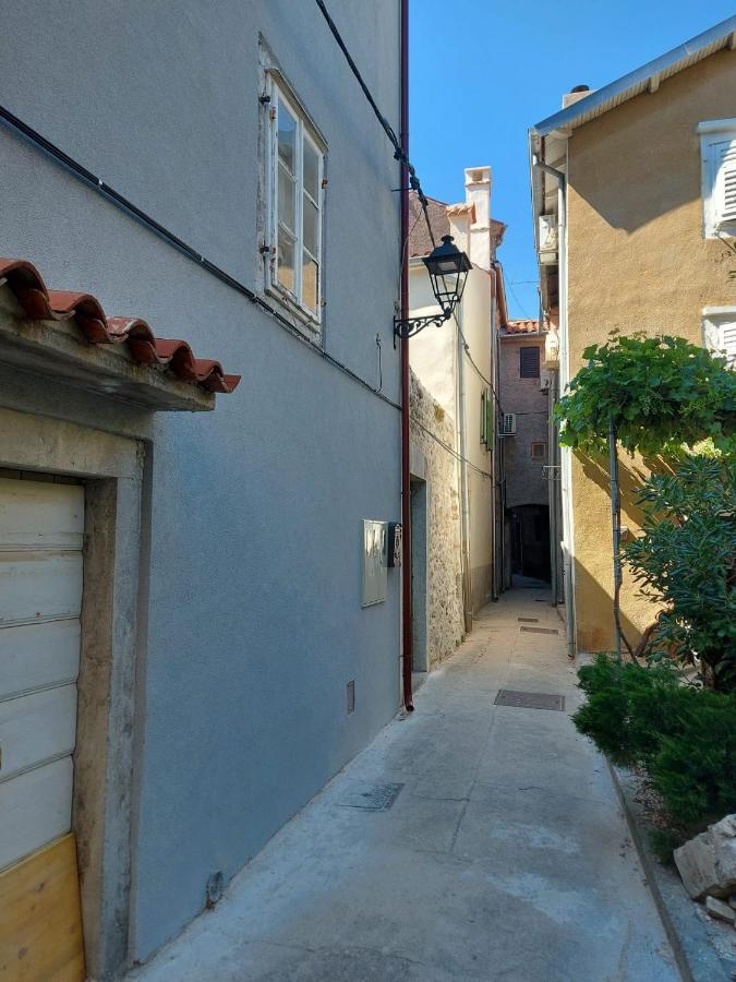 Apartments Rose1 Cres Exterior foto